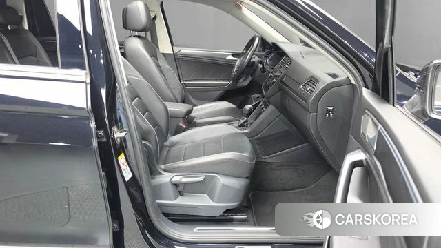 Volkswagen Tiguan Allspace id 5034914 из Кореи 18