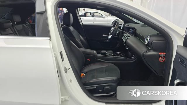 Mercedes-Benz A-Class W177 id 4942599 из Кореи 18