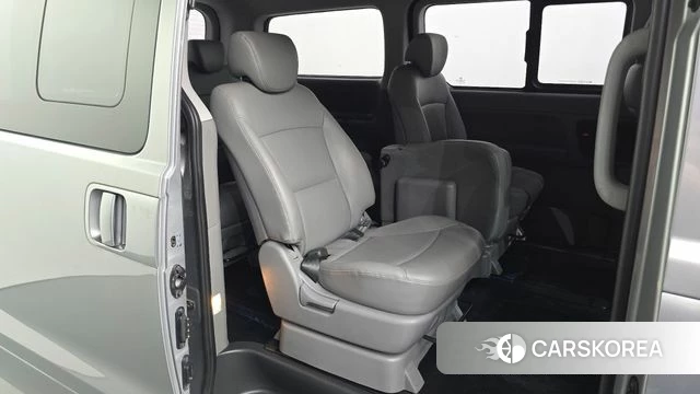 Hyundai The New Grand Starex id 4722590 из Кореи 18