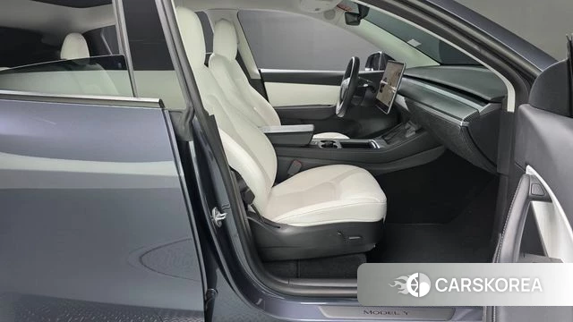 Tesla Model Y id 4899101 из Кореи 18