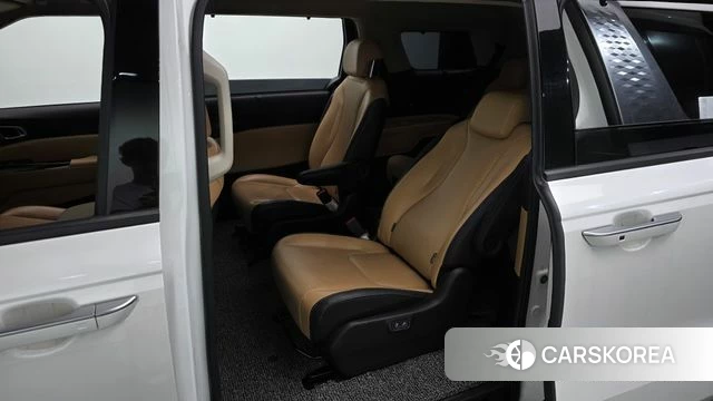 Kia Carnival 4th generation id 4982315 из Кореи 18