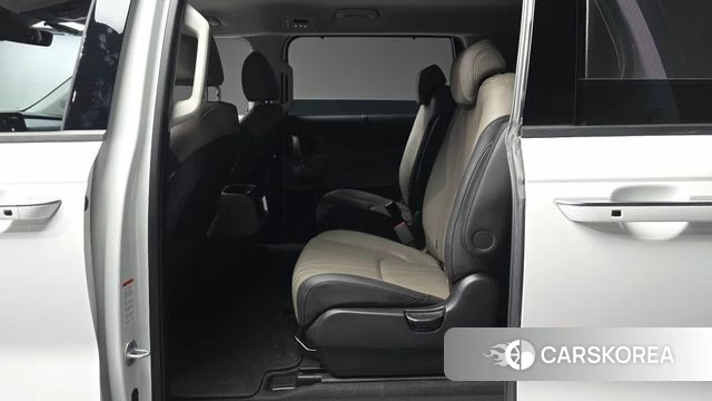 Kia The New Carnival 4th Generation id 5026176 из Кореи 18