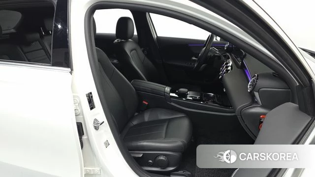 Mercedes-Benz A-Class W177 id 5022379 из Кореи 18