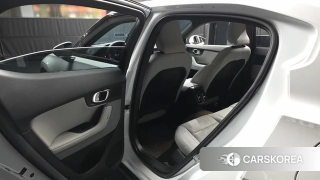 Polestar Polestar 2 id 5033603 из Кореи 18
