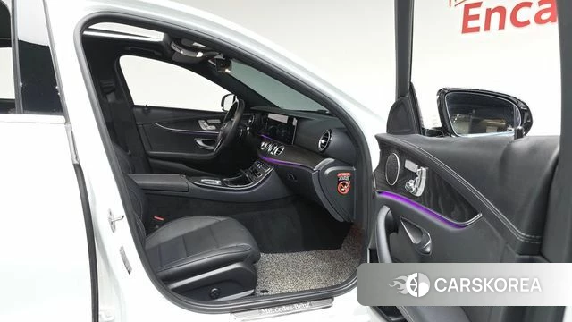Mercedes-Benz E-Class W213 id 4935458 из Кореи 18