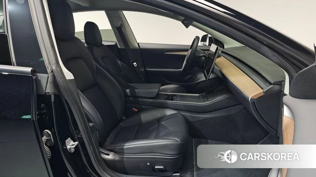 Tesla Model 3 id 4917665 из Кореи 18