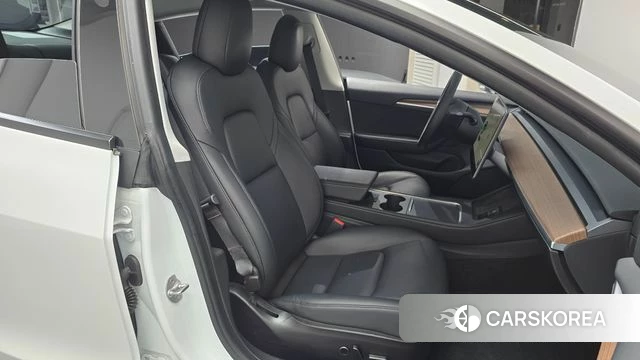 Tesla Model 3 id 4982097 из Кореи 18