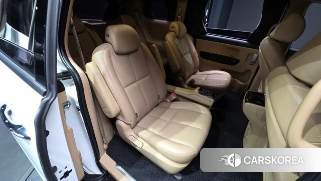 Kia The New Carnival id 4988272 из Кореи 18