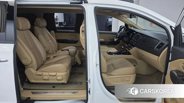 Kia The New Carnival id 5048289 из Кореи 18