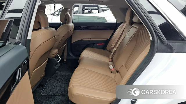 Hyundai Grandeur Hybrid (GN7) id 4995656 из Кореи 18