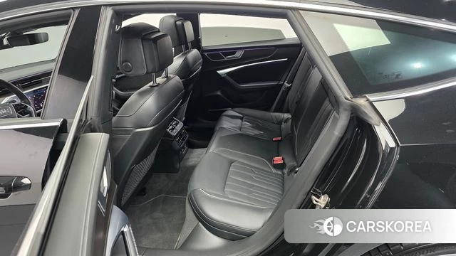 Audi A7 (4K) id 5027531 из Кореи 18