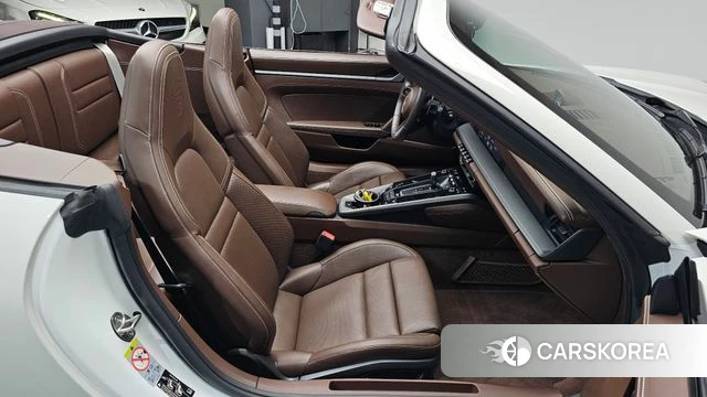 Porsche 911(992) id 4737049 из Кореи 18