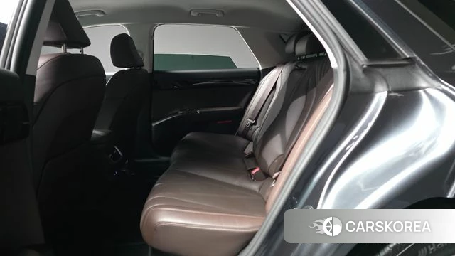 Hyundai Grandeur Hybrid (GN7) id 4996352 из Кореи 18