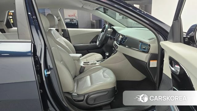 Kia Niro id 5018954 из Кореи 18