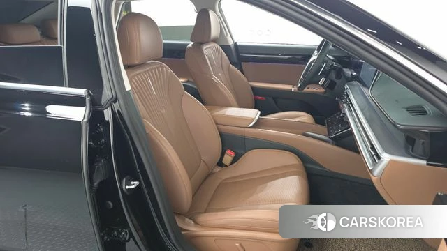 Hyundai Grandeur (GN7) id 5038984 из Кореи 18