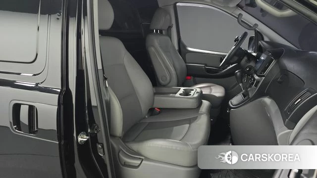 Hyundai The New Grand Starex id 4978023 из Кореи 18