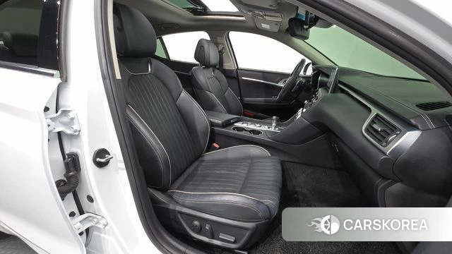Genesis G70 id 5041654 из Кореи 18