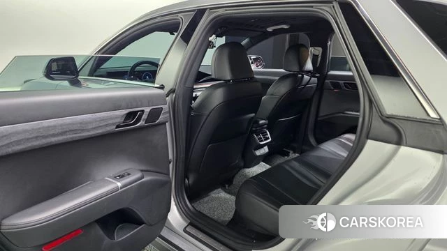 Hyundai Grandeur (GN7) id 4990629 из Кореи 18