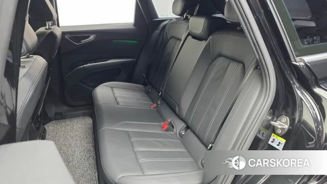 Audi Q4 e-Tron (F4) id 4880570 из Кореи 18