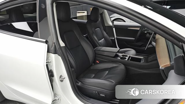 Tesla Model 3 id 4716885 из Кореи 18