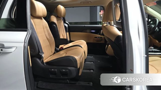 Kia Carnival 4th generation id 4996923 из Кореи 18