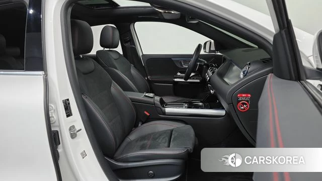 Mercedes-Benz GLA - Class H247 id 5058514 из Кореи 18