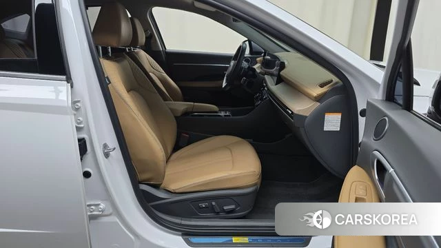Hyundai Sonata D Edge Hybrid (DN8) id 5016130 из Кореи 18