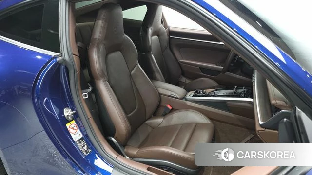 Porsche 911(992) id 4750811 из Кореи 18