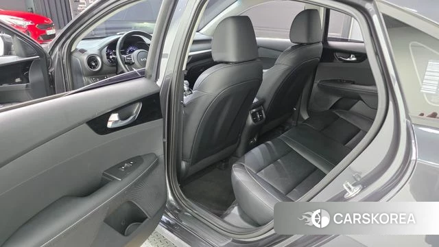 Kia The New K3 2nd generation id 4792848 из Кореи 18