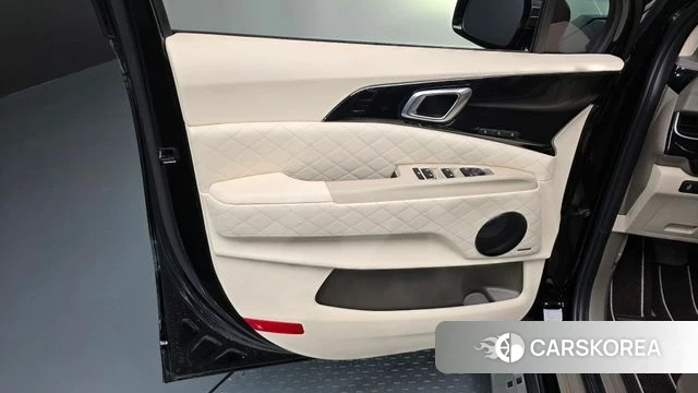 Kia The New Carnival 4th Generation id 5026572 из Кореи 18