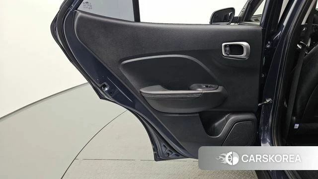 Hyundai Venue id 5022176 из Кореи 18
