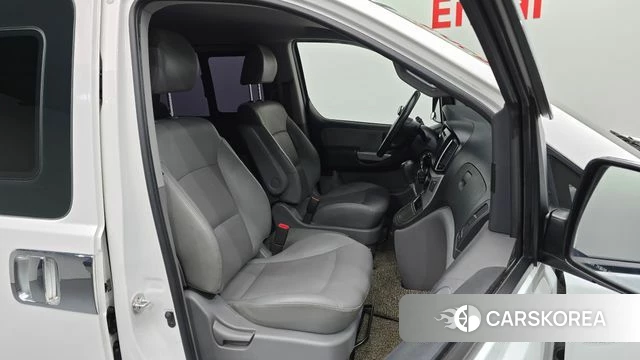 Hyundai The New Grand Starex id 5054622 из Кореи 18