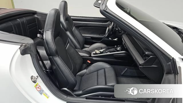 Porsche 911(992) id 4964815 из Кореи 18