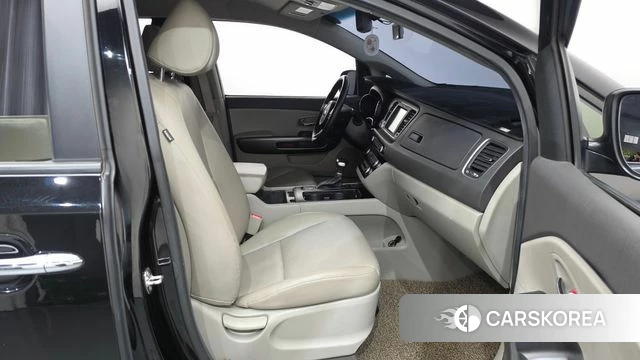 Kia All New Carnival id 5036061 из Кореи 18