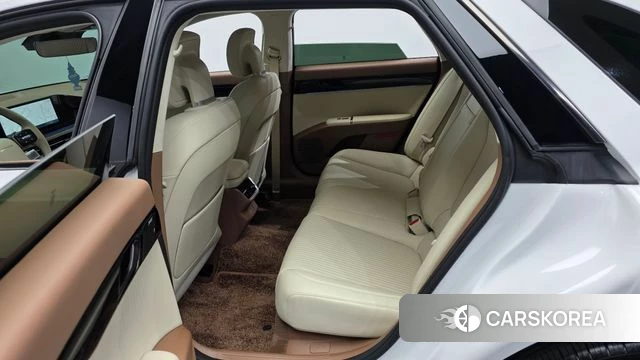 Hyundai Grandeur (GN7) id 4996149 из Кореи 18