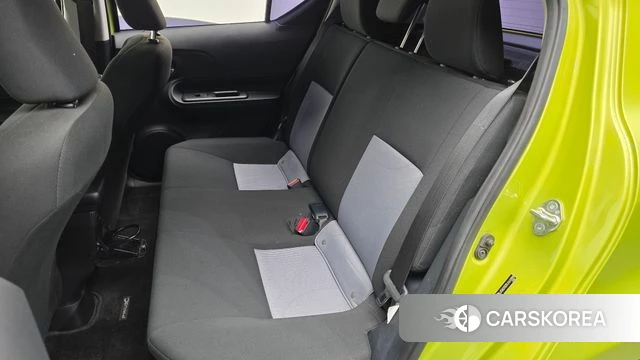 Toyota Prius C id 4918944 из Кореи 18