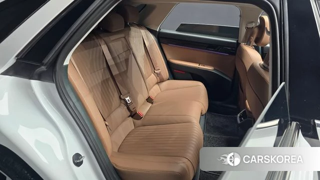 Hyundai Grandeur Hybrid (GN7) id 4834346 из Кореи 18