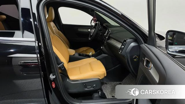 Volvo XC40 id 4992725 из Кореи 18
