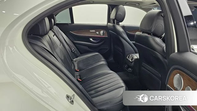 Mercedes-Benz E-Class W213 id 5018850 из Кореи 18