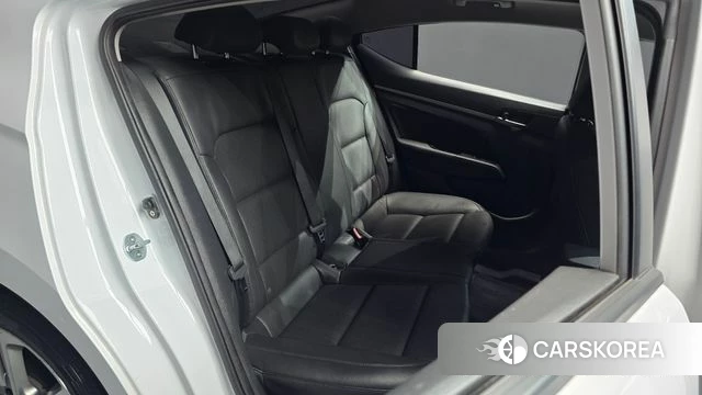 Hyundai Avante AD id 4978205 из Кореи 18