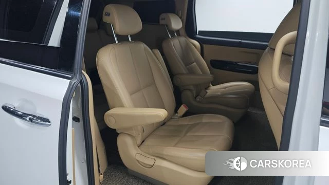 Kia The New Carnival id 5042156 из Кореи 18