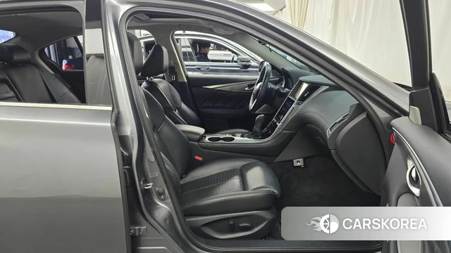 Infiniti Q50 id 4993408 из Кореи 18