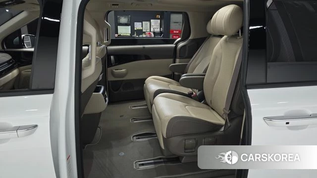Kia The New Carnival 4th Generation id 5039176 из Кореи 18