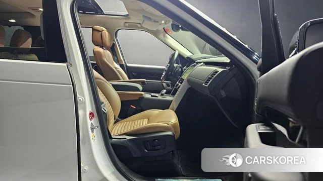 Land Rover Discovery 5 id 4661667 из Кореи 18