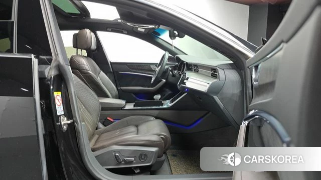 Audi A7 (4K) id 4987647 из Кореи 18