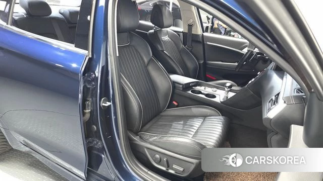 Genesis G70 id 5013806 из Кореи 18