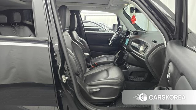 Jeep Renegade id 4943550 из Кореи 18