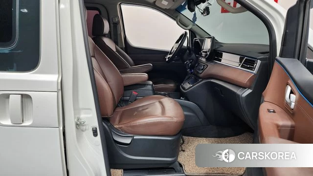 Hyundai The New Grand Starex id 4837326 из Кореи 18