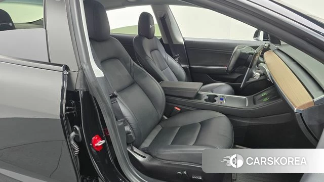 Tesla Model 3 id 4750515 из Кореи 18