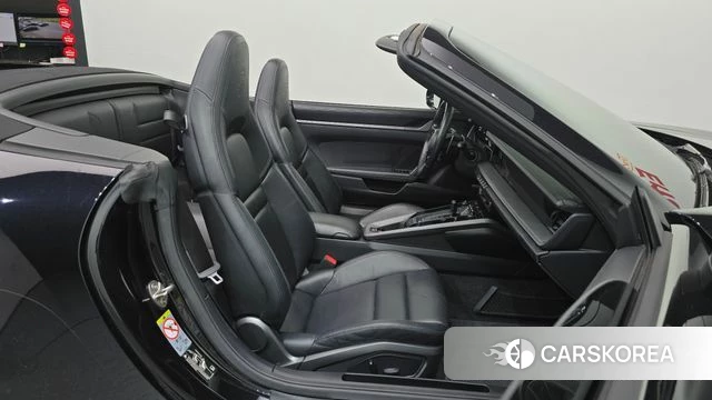 Porsche 911(992) id 4785057 из Кореи 18